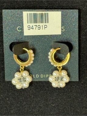 NWT Gold Dipped Pearl Flower Huggie Hoop Dangle Earrings